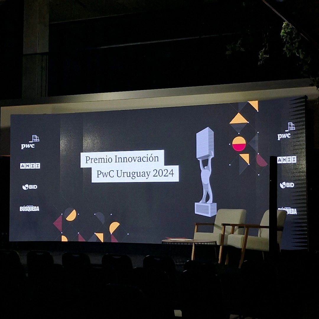 IntellIA en la ceremonia del Premio Innovación PwC Uruguay 2024